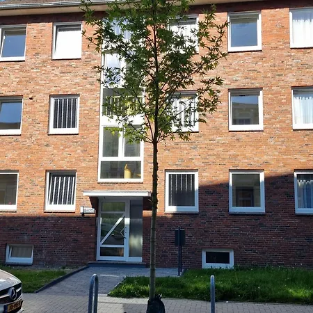 Kernsanierte In Ruhiger Und Zentraler Lage By Interhome Apartment Wilhelmshaven